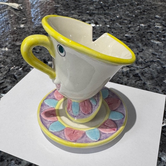 🎩✨ Vintage Disney "Chip Potts" Teacup Figurine from Beauty and the Beast 🎩✨ - Picture 5 of 13